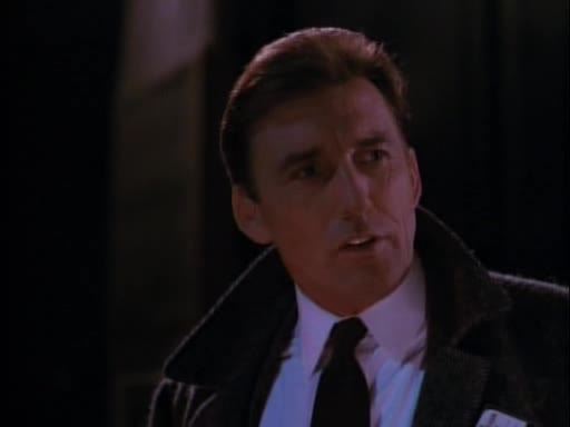 MacGyver 05x17 Neviditelny stit avi