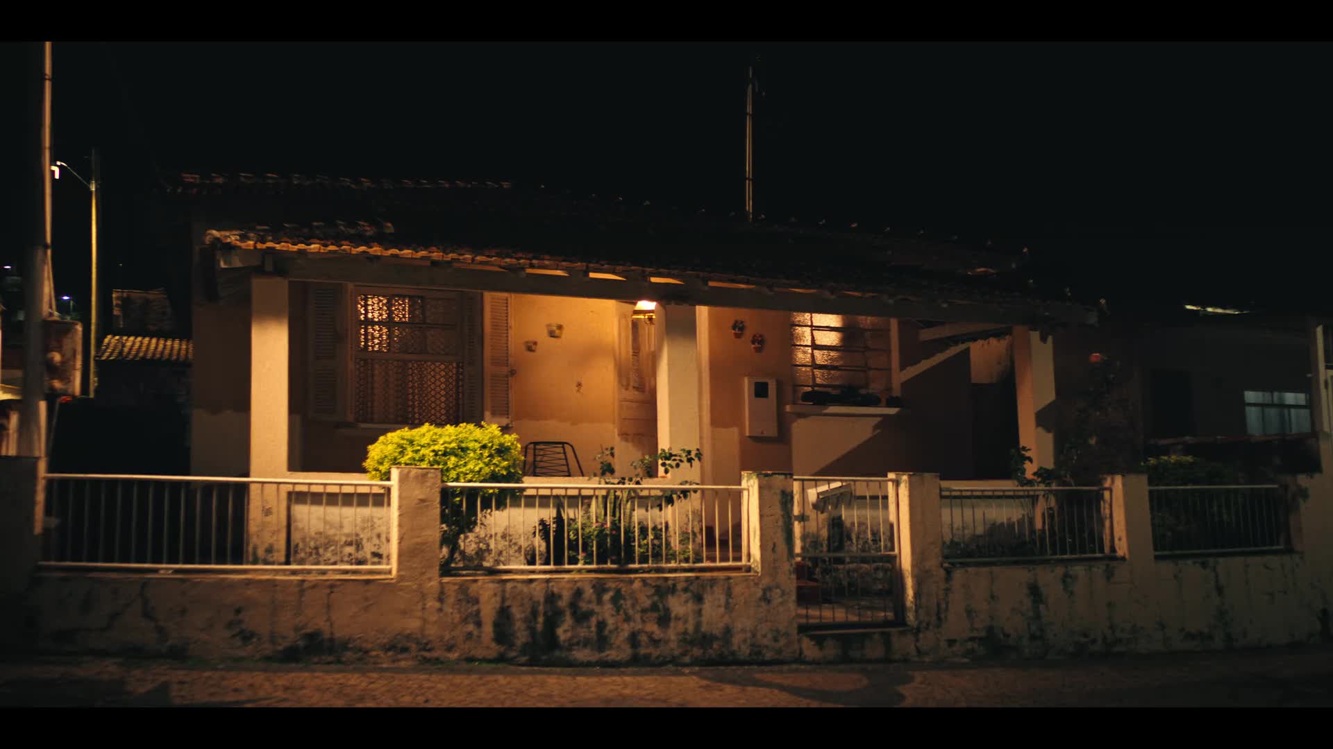 Radiační poplach S01E01 {2026} drama, thriller AAC 5 1 1080p CZ dabing mkv