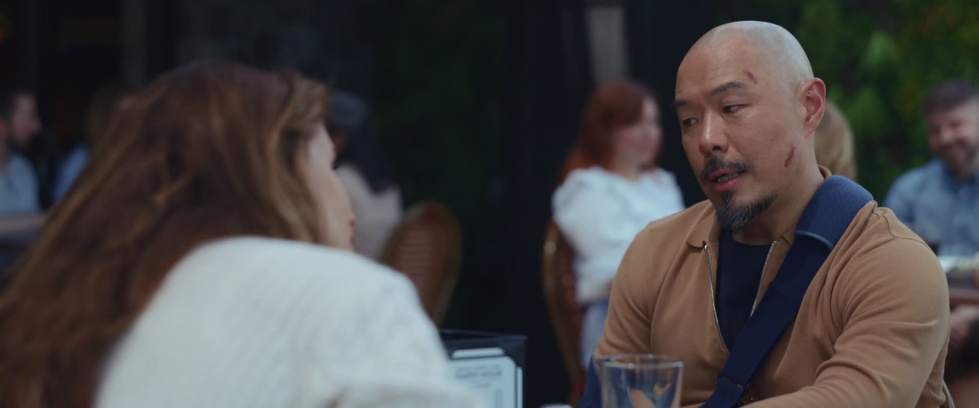 Sousedská tajemství S01E09 Všechno se stává symbolem a ironií (2025) drama cztit mkv