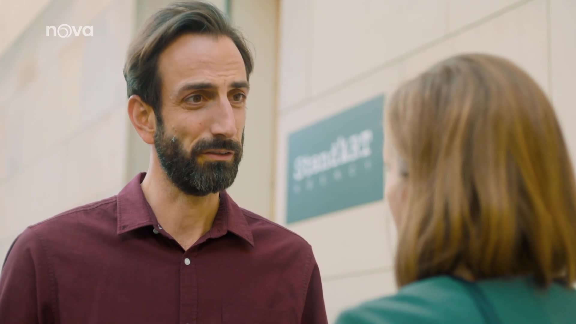 Otec v problémech S01E14 In flagranti mkv