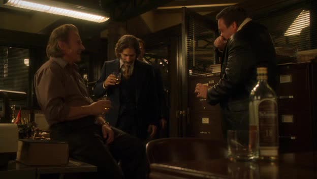 Polda z Marsu 04 Viděl jsi svou matku avi