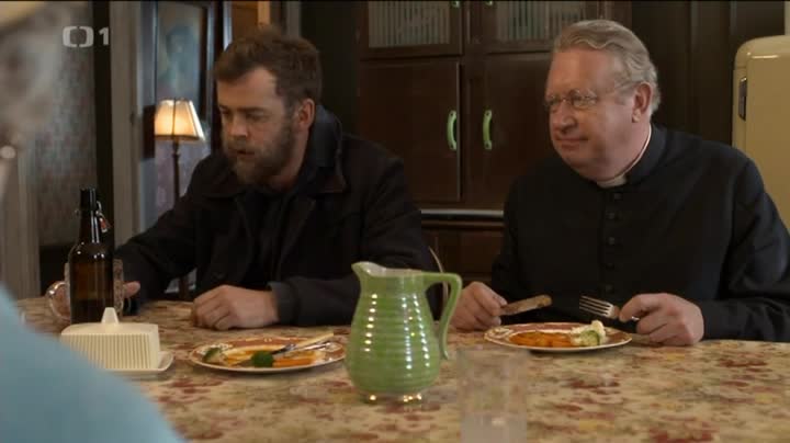 Otec Brown S05E11 Hříchy těch druhých (CZ) avi