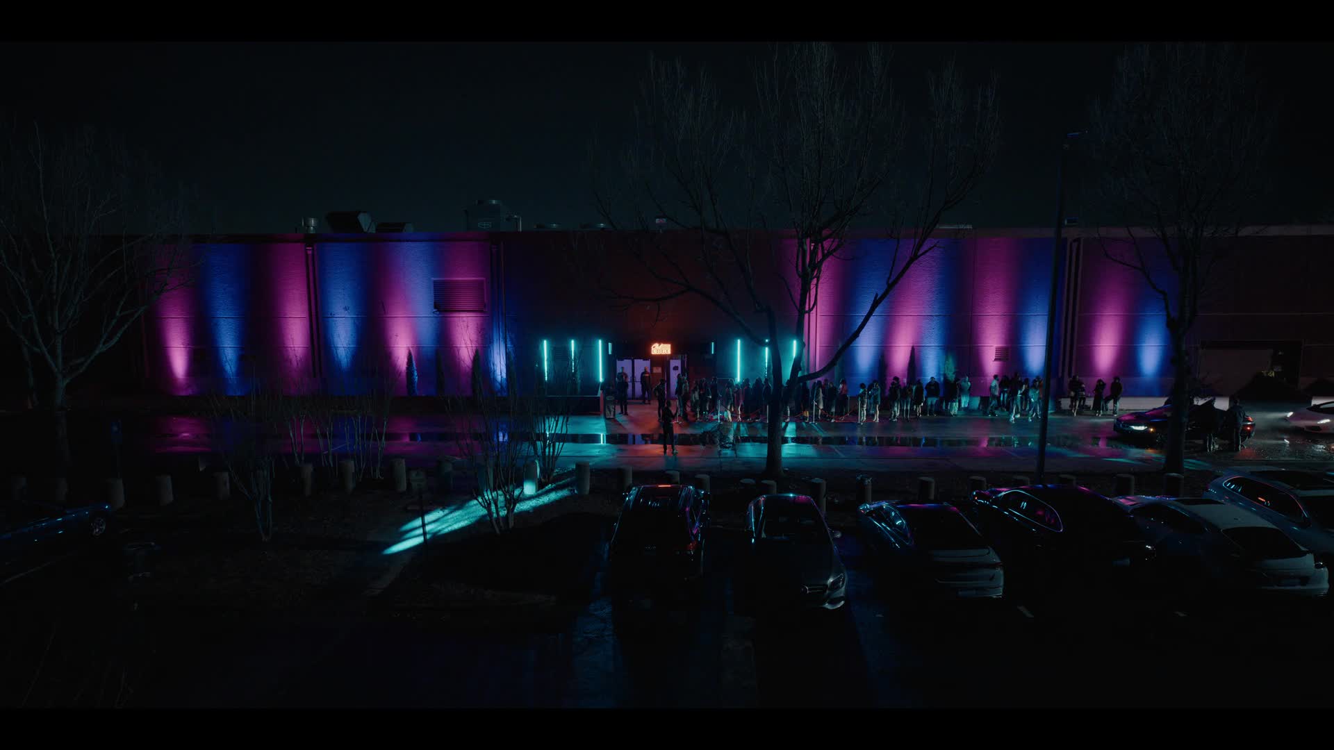 Beauty in Black S02E11 16 2025 CZ dab 1080p Poslední kapka mkv