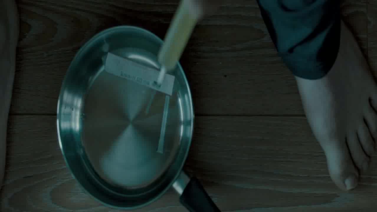 Chceš pěstí (James McAvoy,Mark Strong,Andrea Riseborough 2013 Akční Thriller Krimi Dobrodružný Bdrip 1080p ) Cz dabing avi