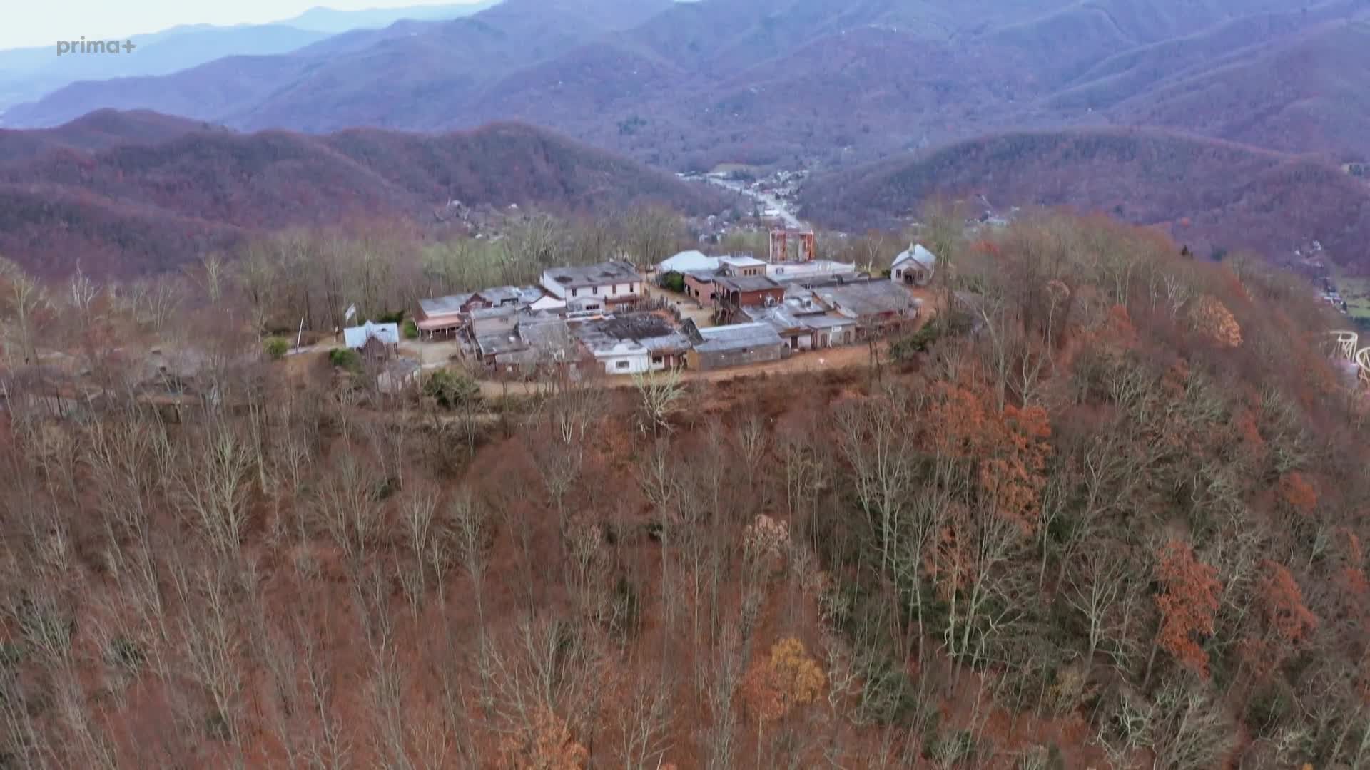 Zapomenute megastavby S10E04 Mesto duchu v oblacich [Cowboy Mountain] (cz en 1080p) mkv