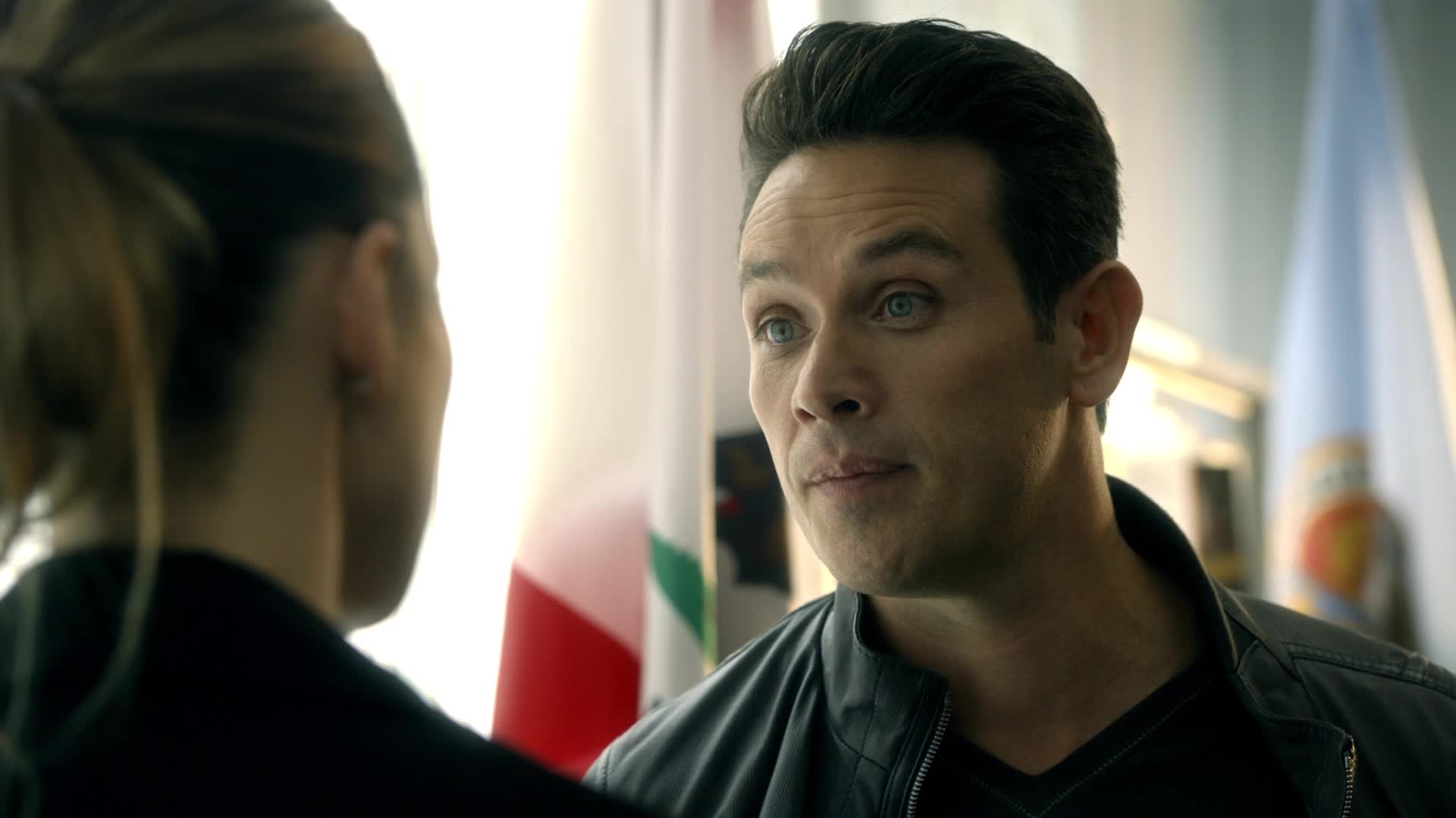 Lucifer S01E07 13 2016 CZ dab 1080p Parťák mkv