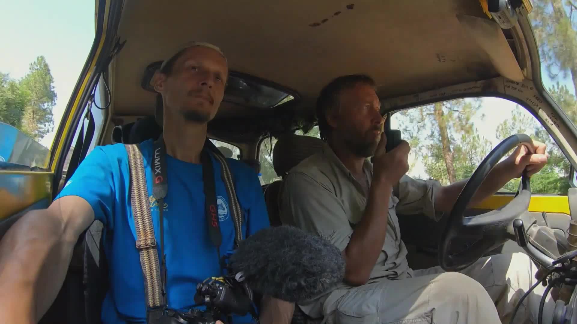 Trabantem z Indie až domů S01E12 14 2019 CZ dab 1080p Jak divoký je Pákistán mp4