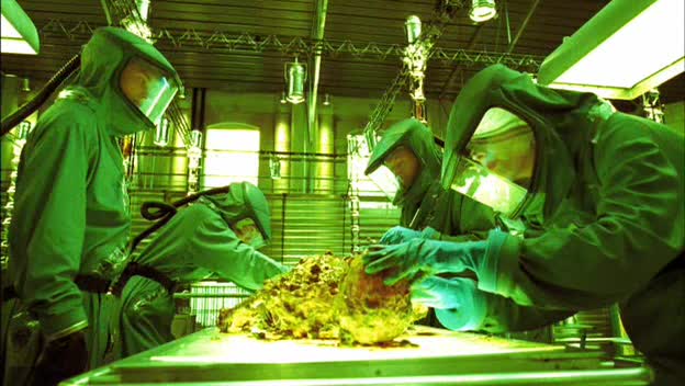 Sběratelé kostí s05e07 Trpaslík v bahně avi