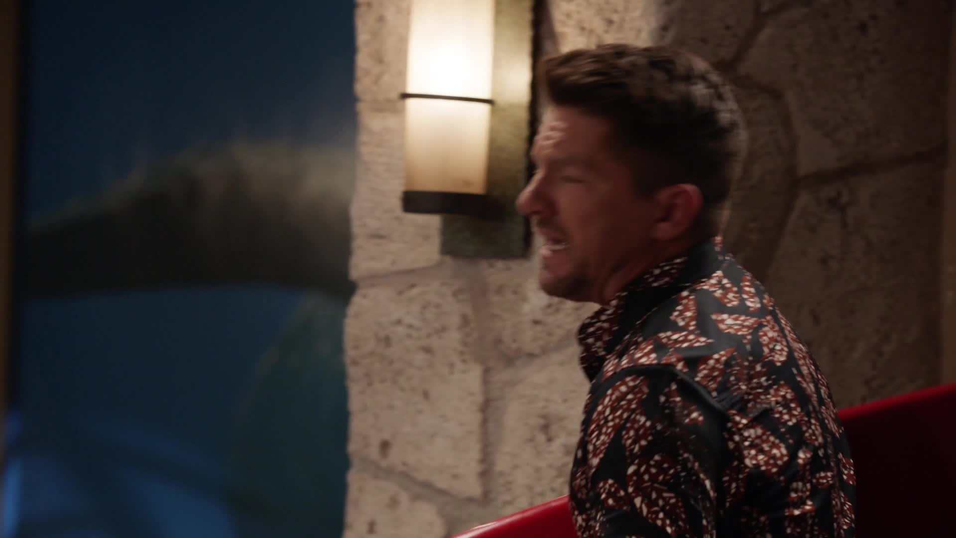 Magnum P I S01E14 20 2018 CZ dab 1080p Já, zemřelý mkv