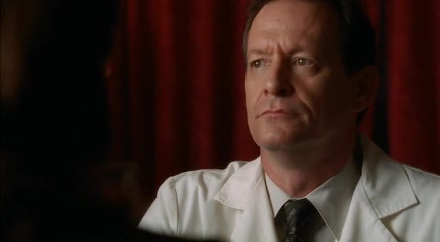 Castle na zabiti S02E06 Upíří víkend avi