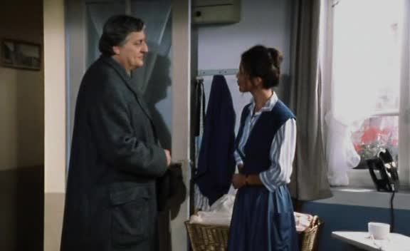 Maigret 25 Maigret a ministrant avi