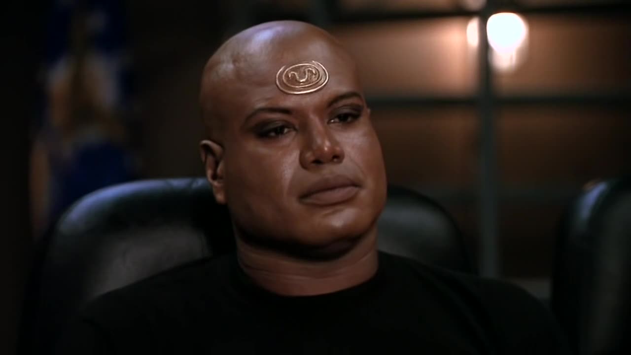 Hvezdna brana SG1 04x18 Svetlo mkv