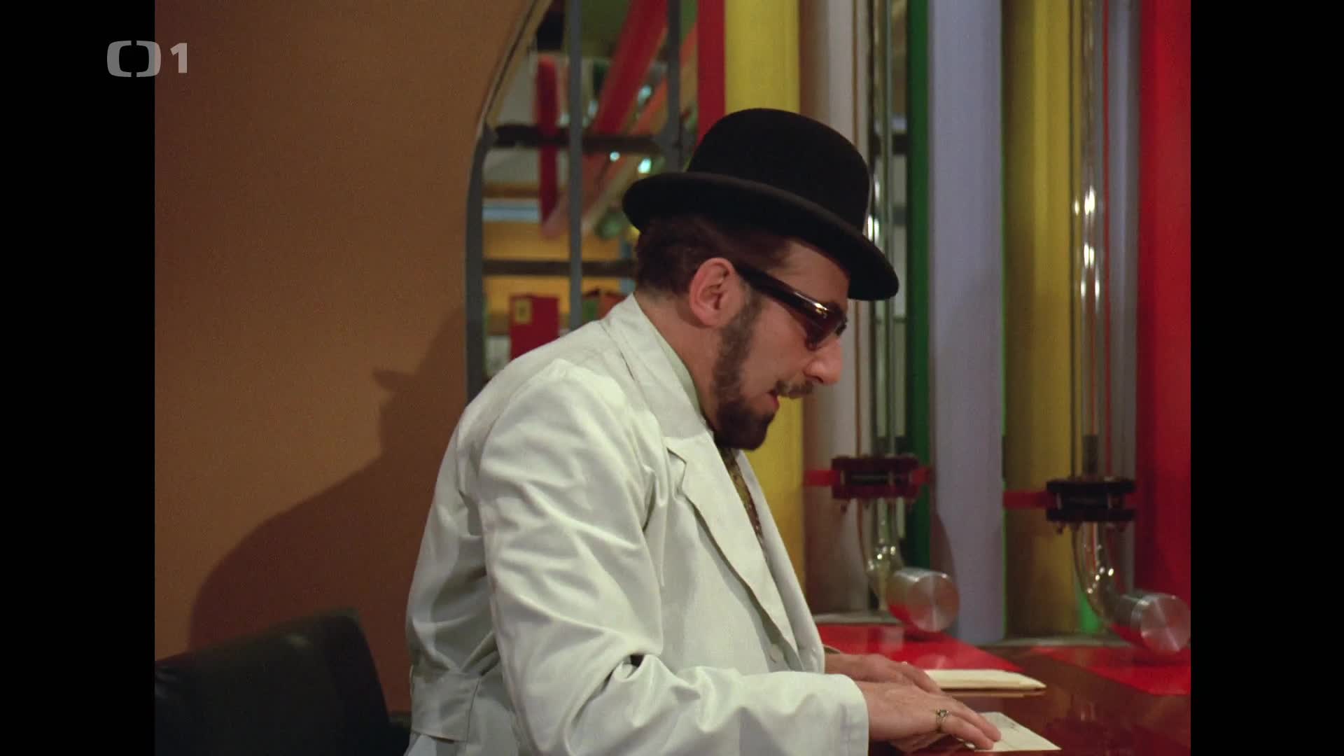 Pan Tau E33 a tisíc kouzel {buřinka} mkv