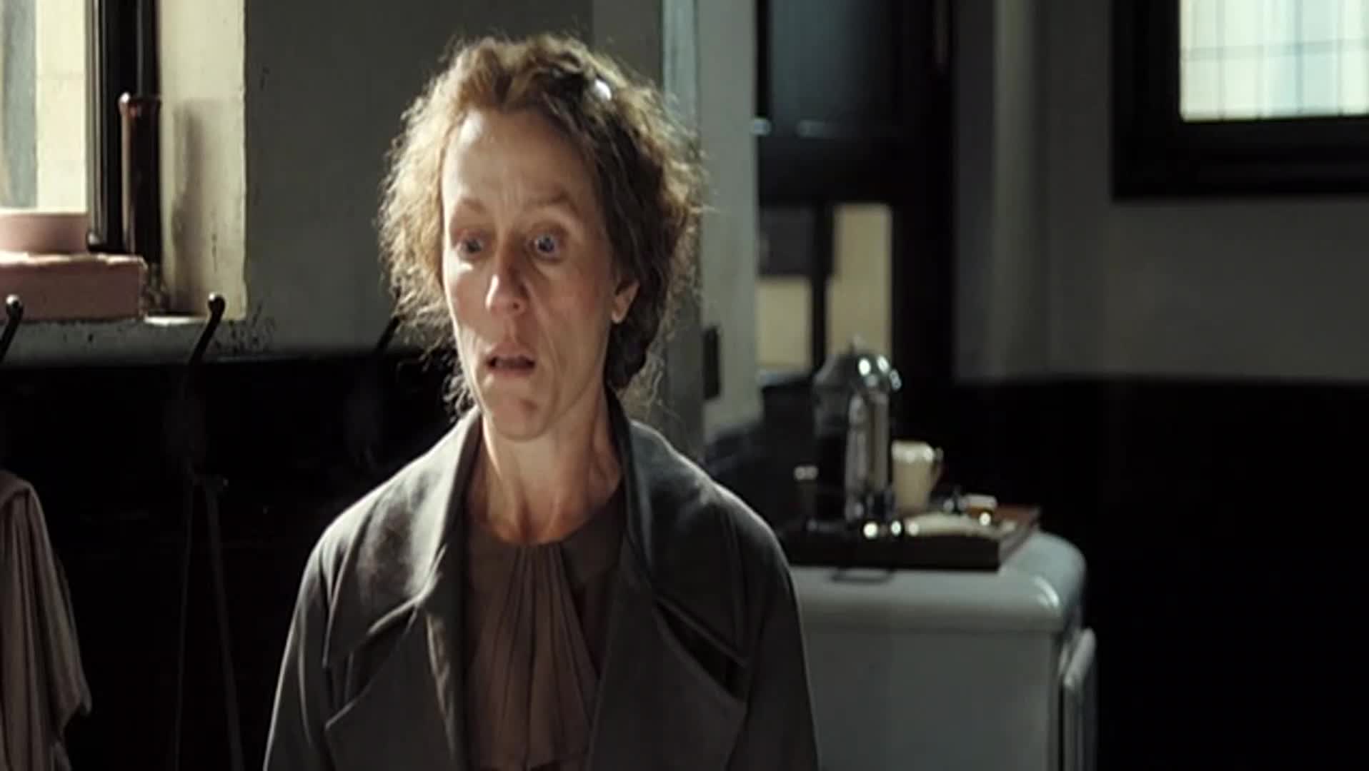Velký den slečny Pettigrewové (Frances McDormand,Amy Adams,Ciarán Hinds 2008 Komedie Romantický Bdrip 1080p ) Cz dabing mkv