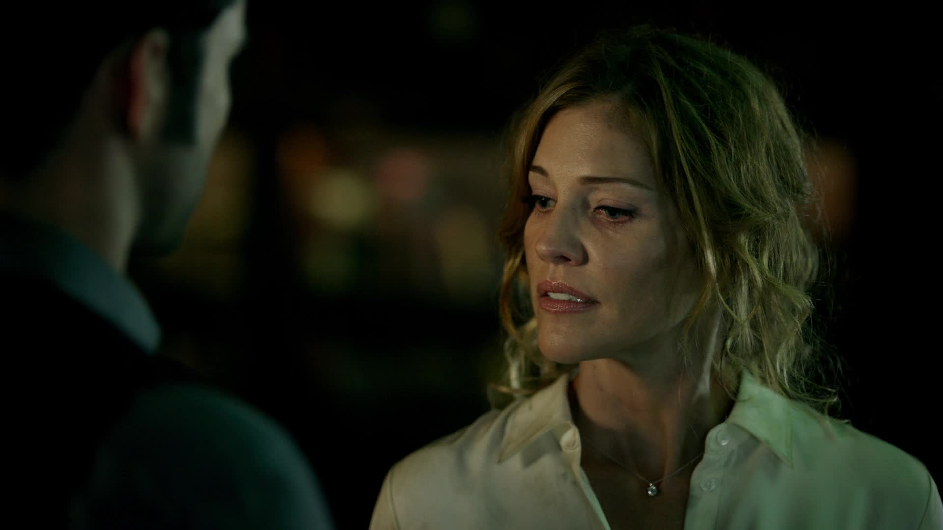 Lucifer S02E02 18 2016 CZ dab 1080p Kdo lže, shoří v pekle mkv