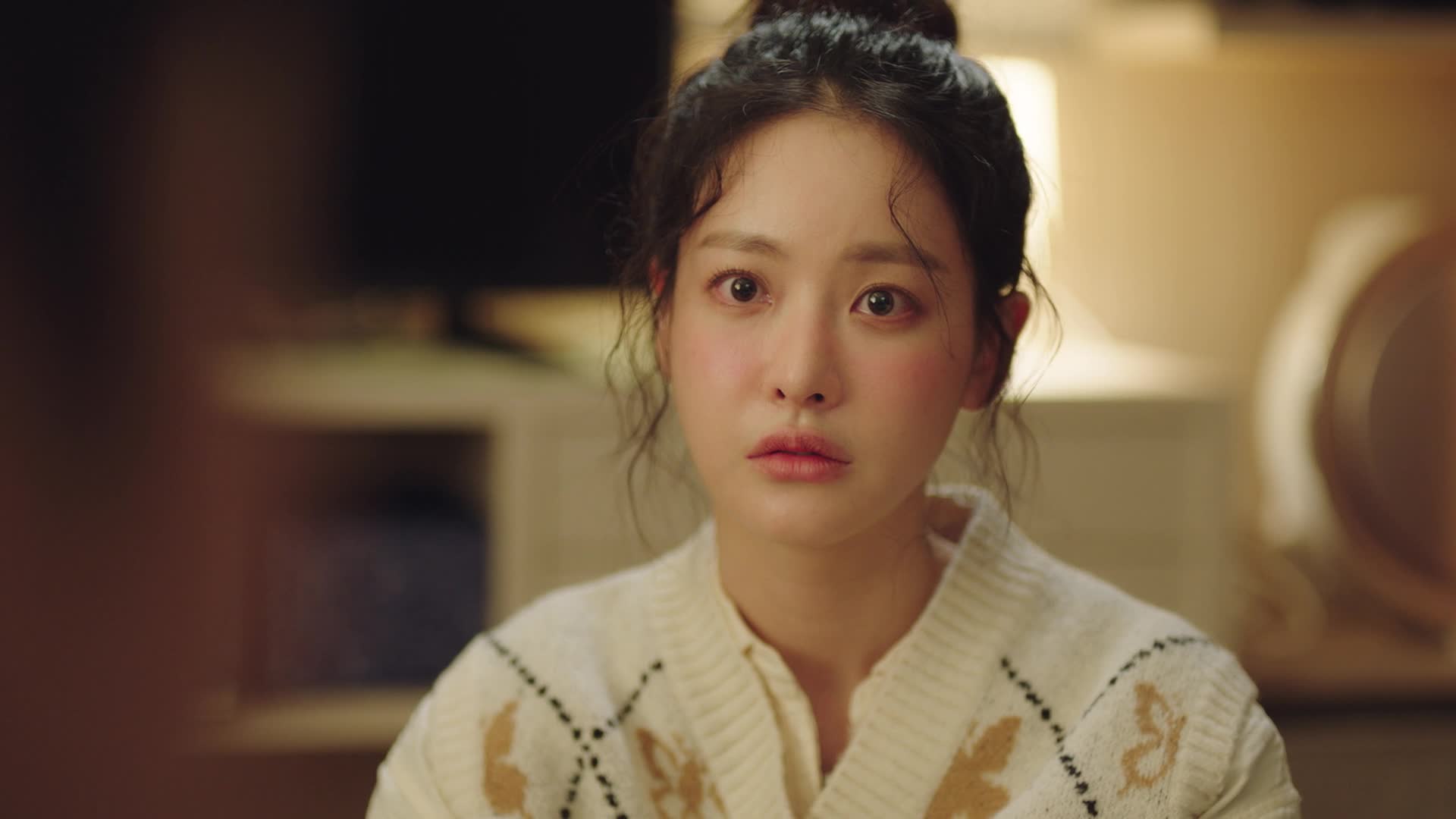 Bláznivě zamilovaní S01E08 Jsme jediný normální (2021) komedie romantický cztit mkv