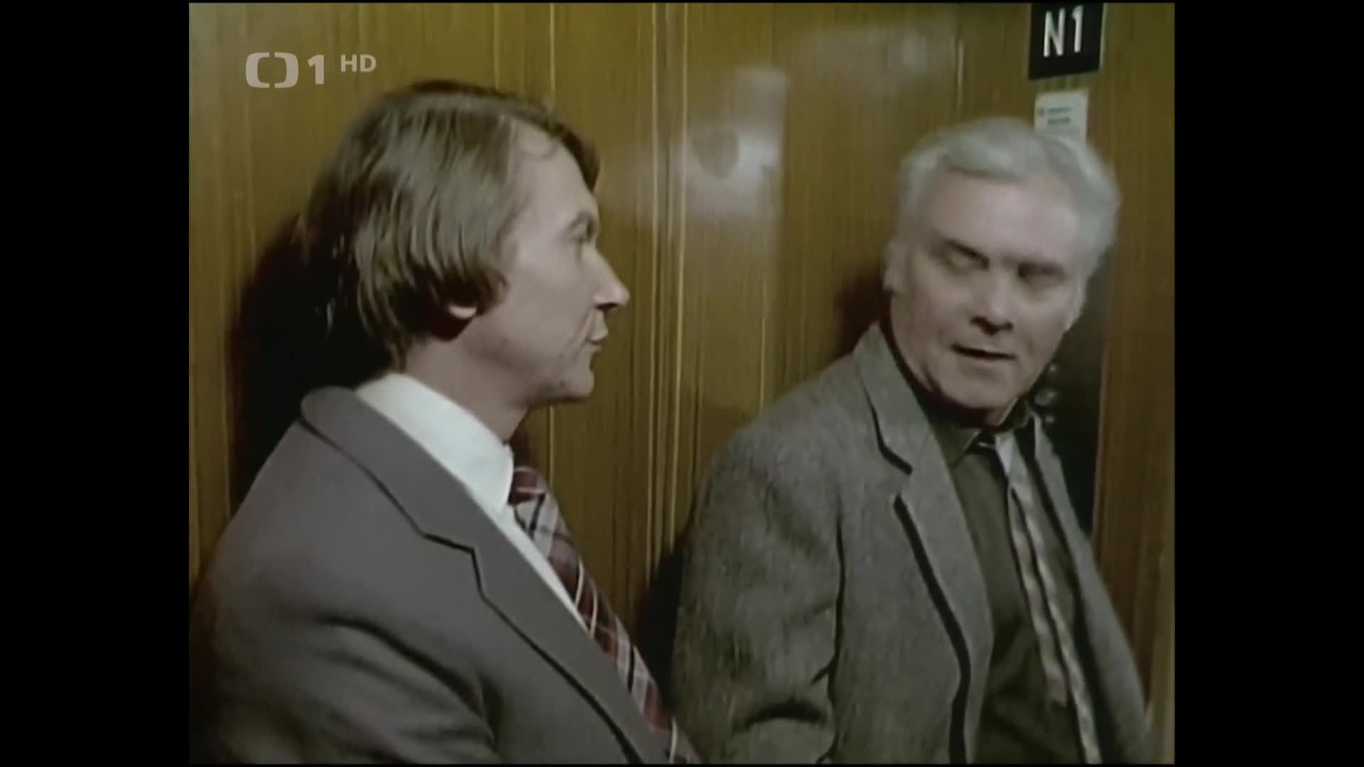 Rozpaky kuchaře Svatopluka S01E13 Recepce {1984} mkv