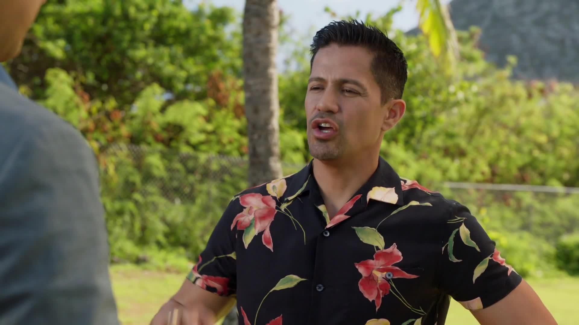 Magnum P I S05E09 20 2023 CZ dab 1080p Sejde z očí, sejde z mysli mkv