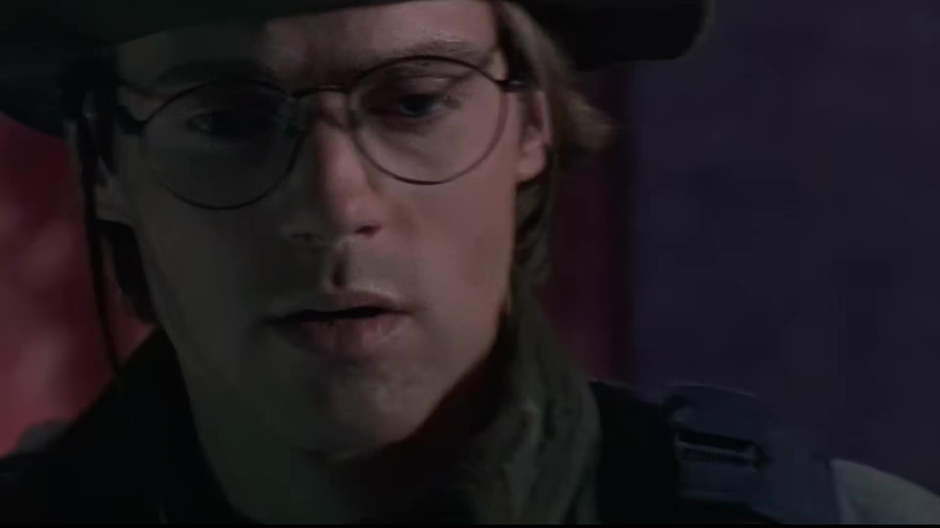 Stargate SG 1 S02E17 Holiday mkv