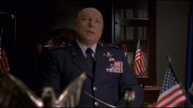 SG1 01x03 Nepritel je uvnitr Nerez avi