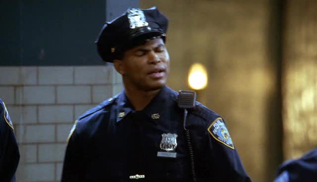 Kriminálka New York 1x21 Ve službě avi