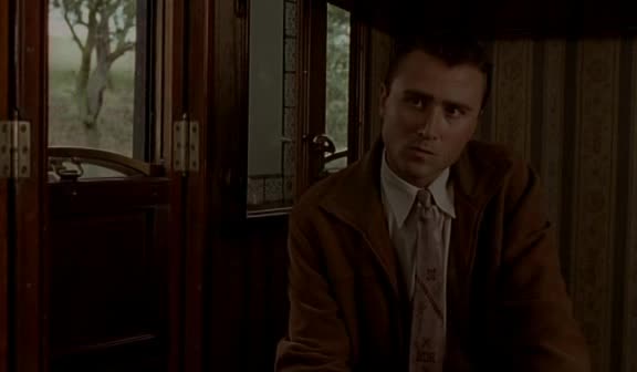 Maigret 31 Vražda v kupé první třídy avi