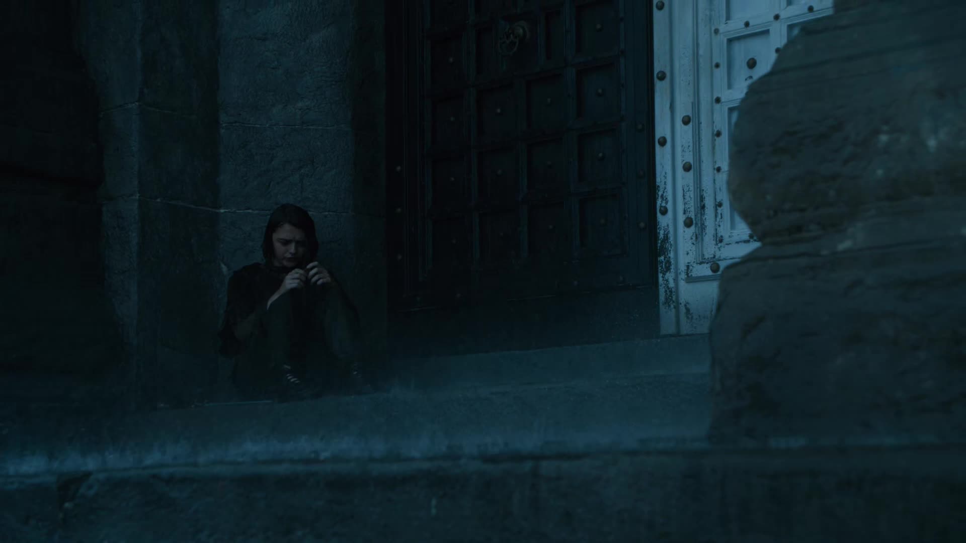 Hra o trůny S05E02 10 2015 CZ dabing 1080p FHD Dům černé a bílé mkv