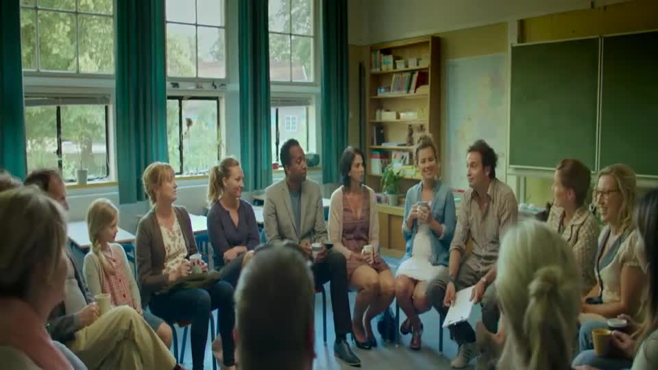 Pan učitel Žabák (Georgina Verbaan,Jeroen Spitzenberger,Bianca Krijgsman 2016 Rodinný Bdrip 1080p ) Cz dabing mp4