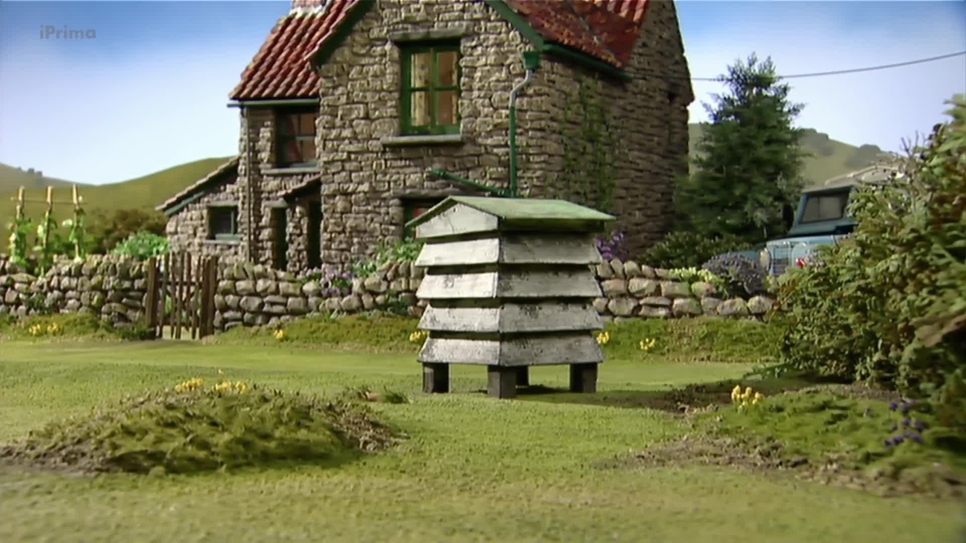 Ovecka Shaun S01E13 Hukot vcel [Buzz Off Bees] (cz 1080p) mp4