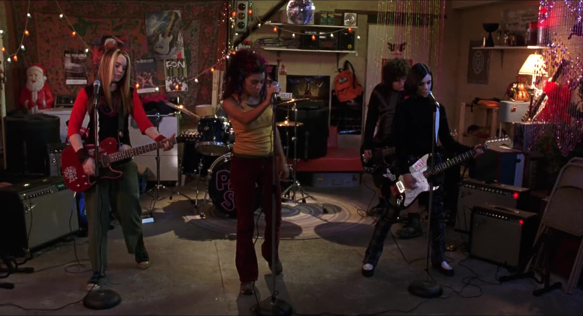 Mezi námi děvčaty 2003 CZ dabing HD mp4