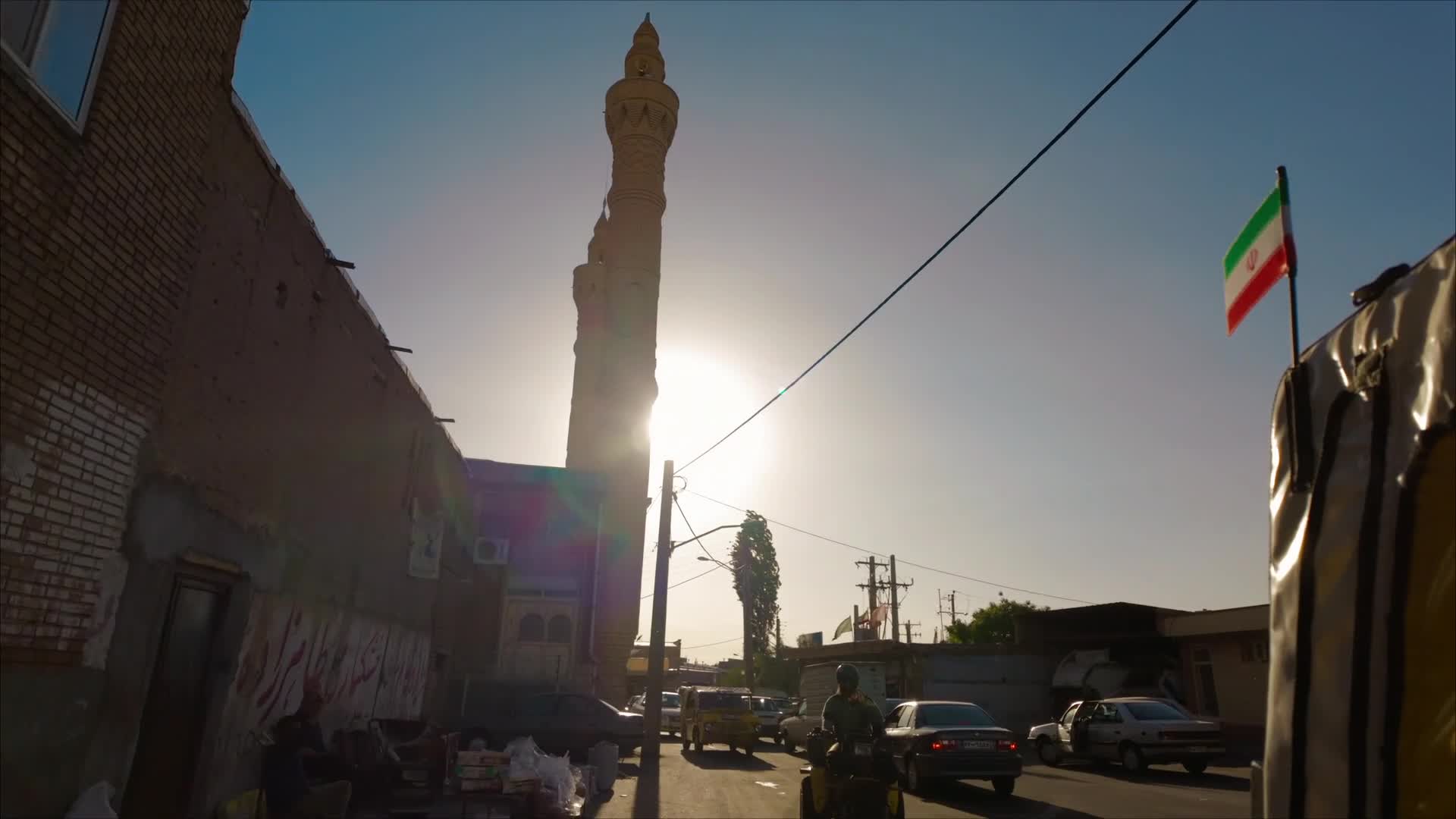 Žlutou žábou do země modrého nebe CZ dab 1080p (6GB) mkv