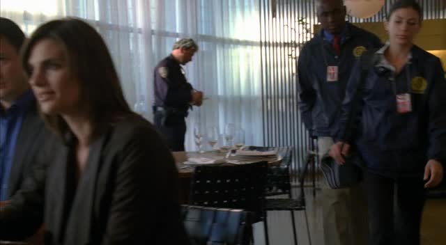 Castle na zabiti S02E22 Na nože avi