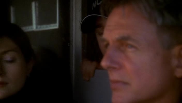 NCIS s02e11 Tajemné jezero avi