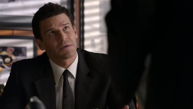 Sběratelé kostí s05e02 Překvapení v kufru avi