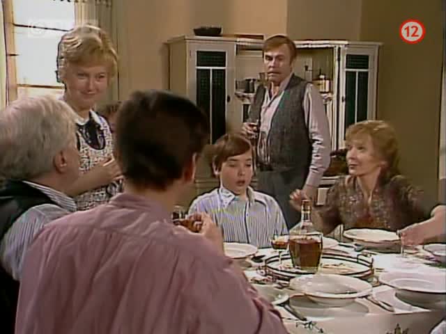 Synove a dcery Jakuba sklare E04 V novem dome avi