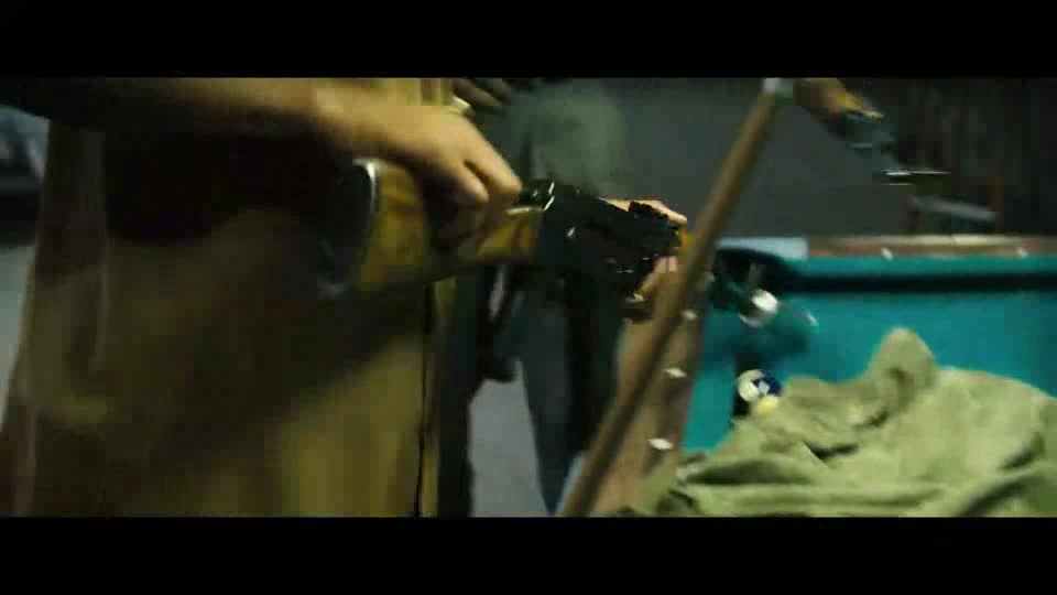 Mladý gangster (Matthew McConaughey,Jennifer Jason Leigh,Richie Merritt 2018 Dráma Krimi Bdrip 1080p ) Cz dabing+forced avi