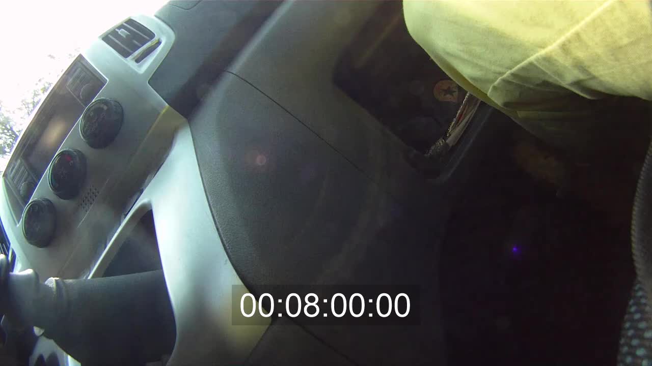 skryta auto lowres mp4