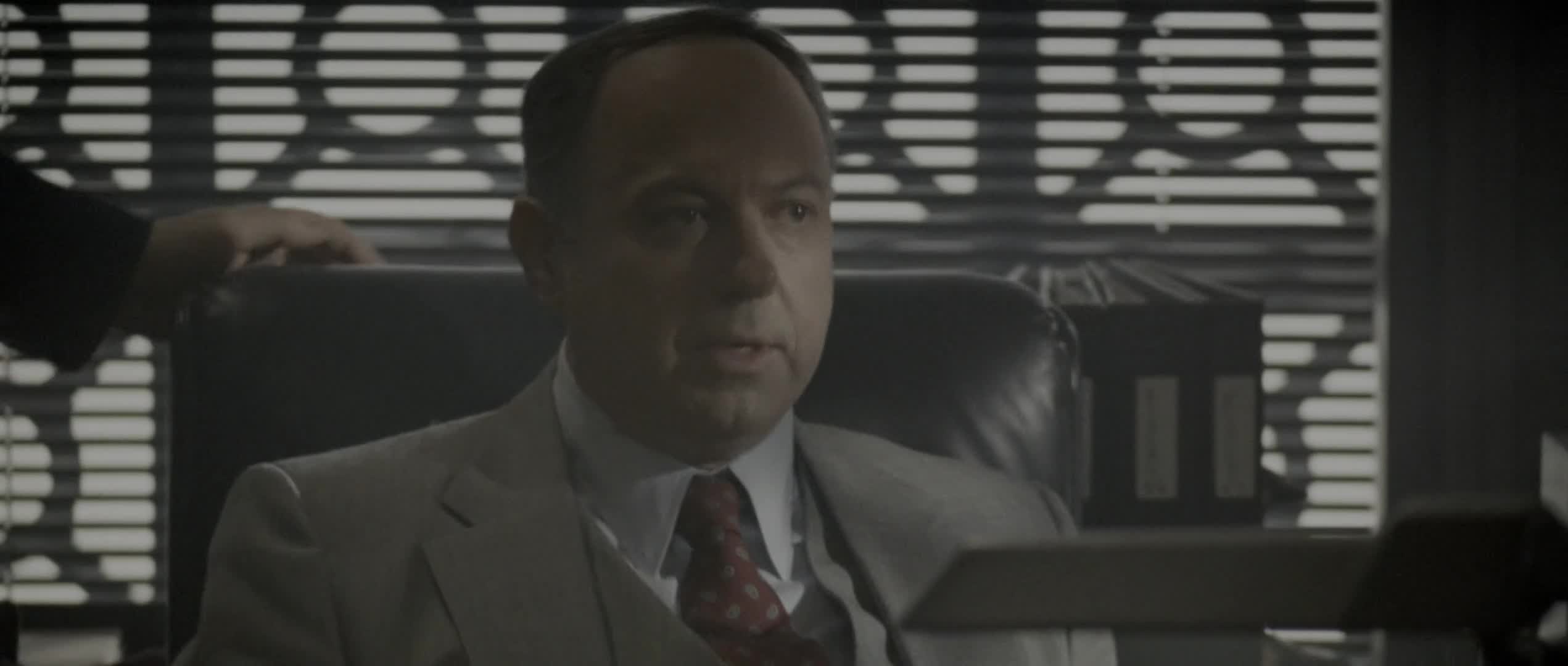 Policajt v Beverly Hills 2 1987 CZ dabing HD mp4