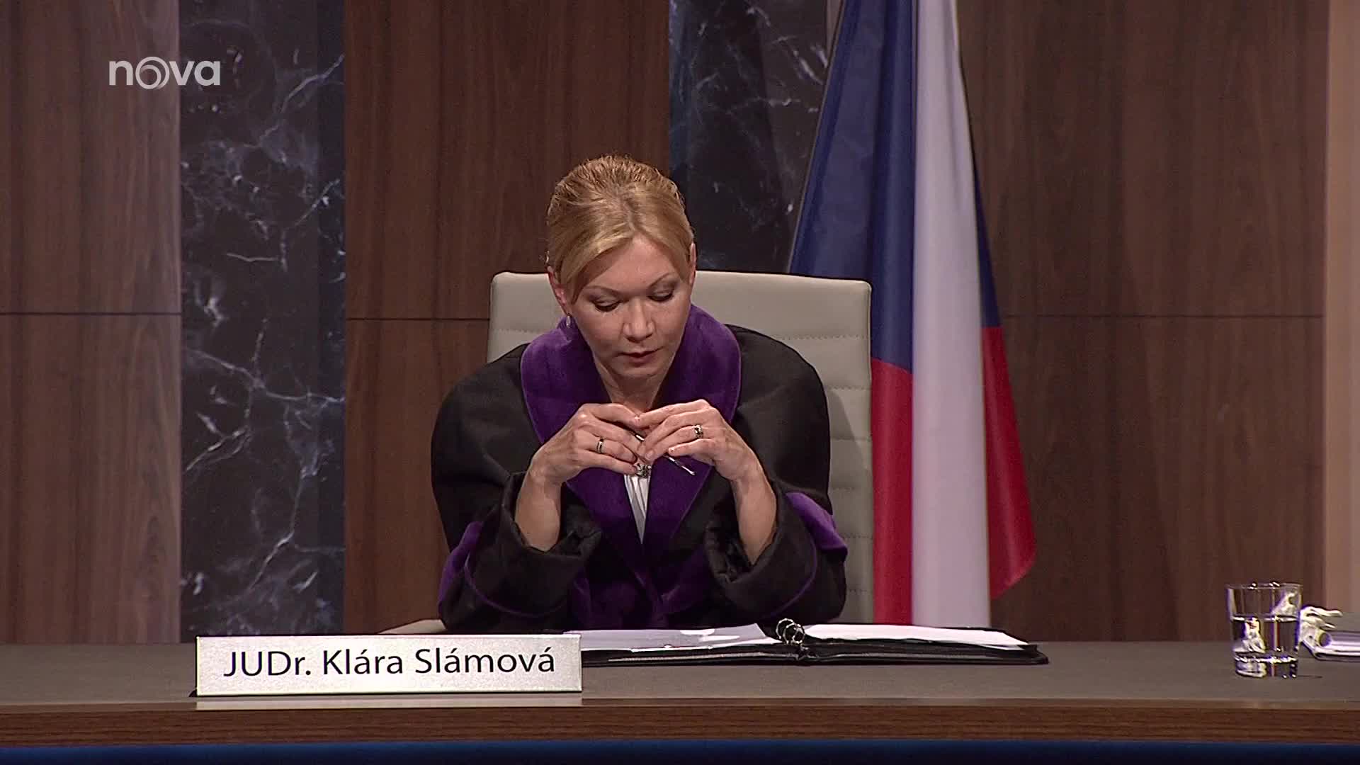 Soudy Kláry Slámové S01E02 63 2017 CZ dab 1080p Dvojka k pohledání mp4