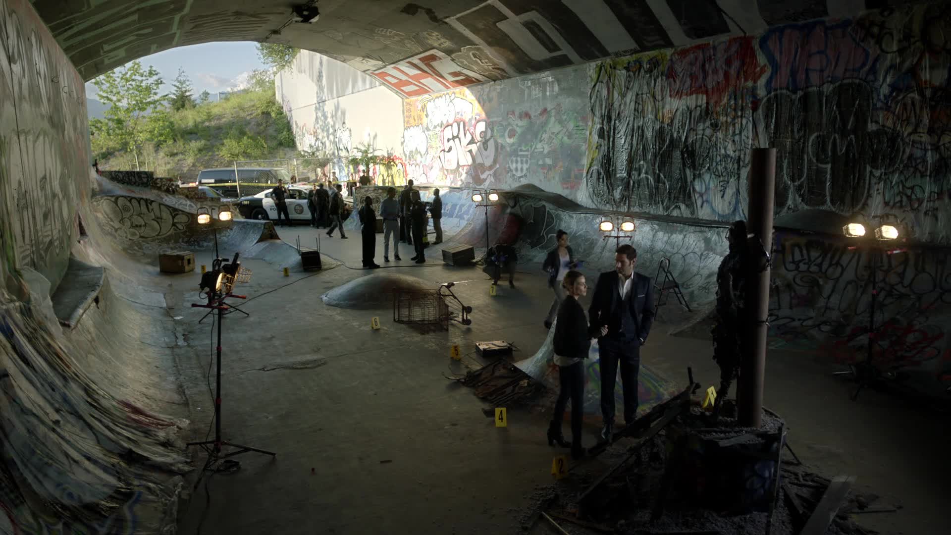 Lucifer S02E03 18 2016 CZ dab 1080p Požírač hříchů mkv