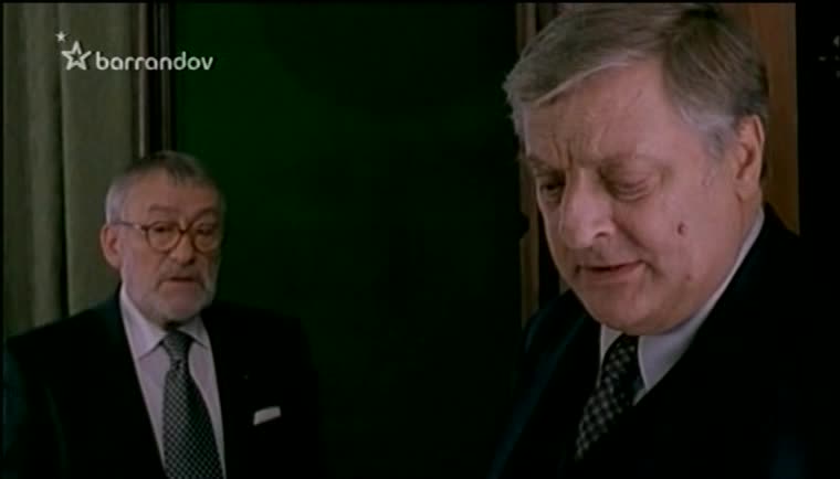 Maigret 33 Maigret a lepší lidé avi