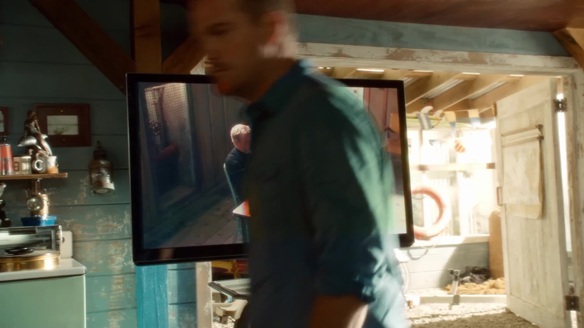NCIS LA 5 01 Vzestup 1080p WEB DL (bt) mkv