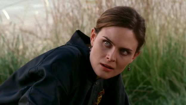 Sběratelé kostí 2x02 Matka a dite v zatoce avi