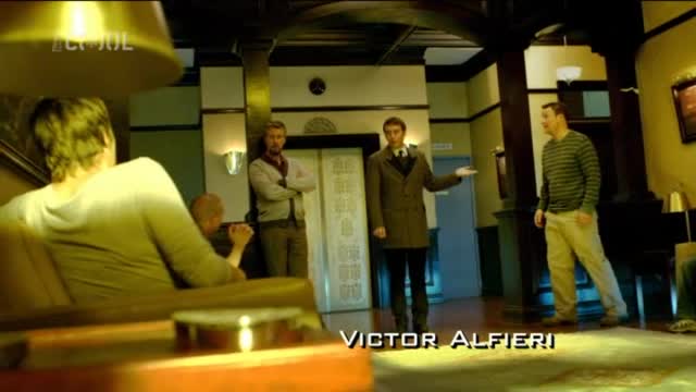 Město ztracených S01E10 13 2010 CZ dab 360p Dárky z minulosti avi