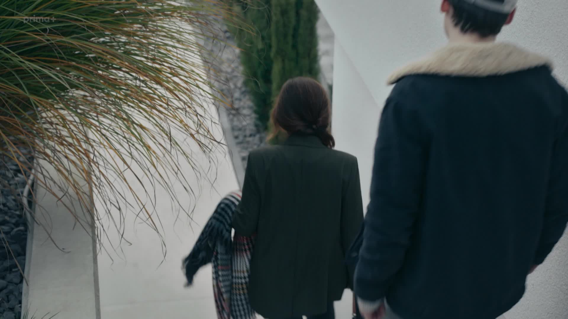 Pobřežní stráž S06E09 12 2021 CZ dab 1080p Peníze nebo smrt mp4